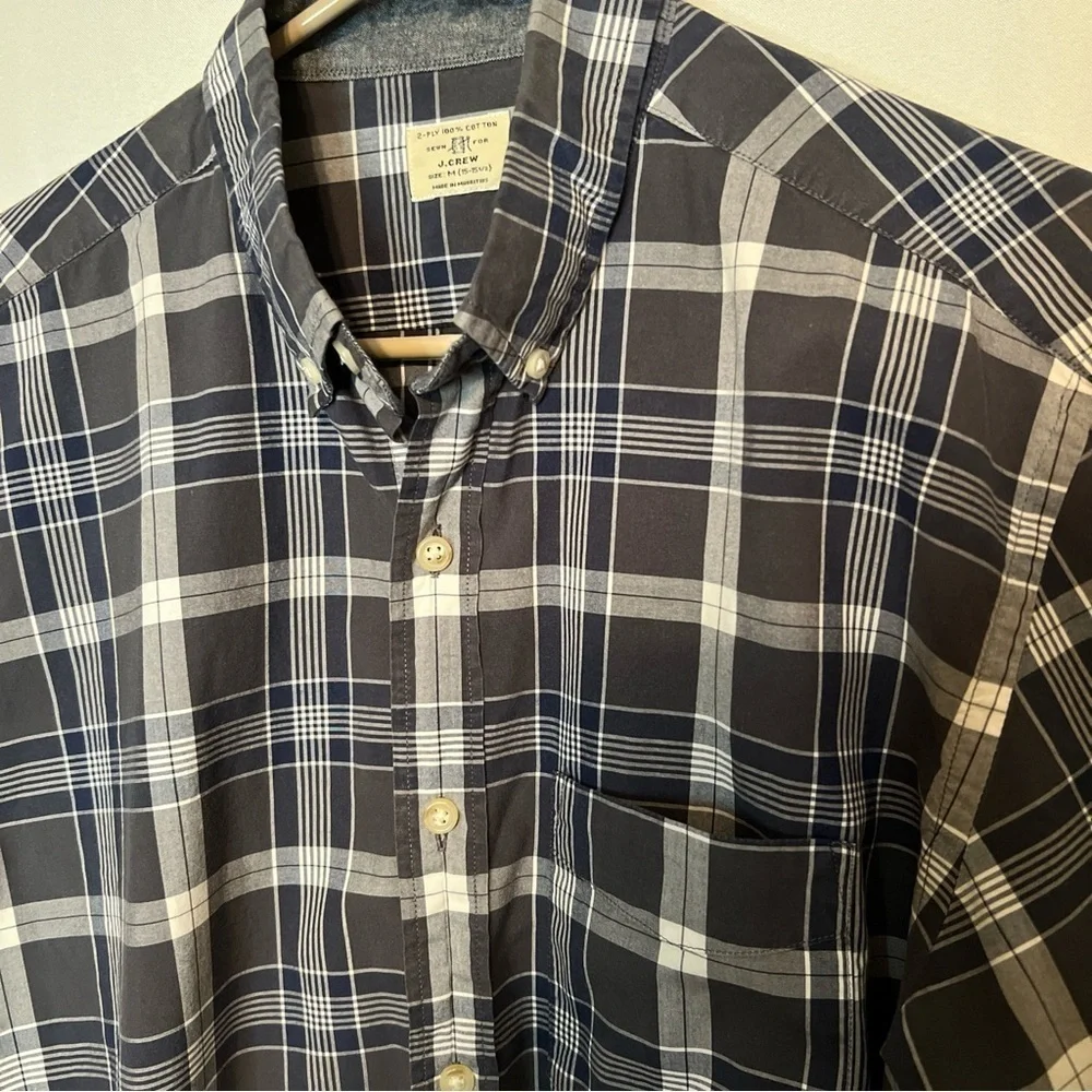 J Crew Mens Medium Long Sleeve Oxford Gray Plaid Shirt.